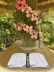 419952187_683858603934033_215174765447606646_n-225×300